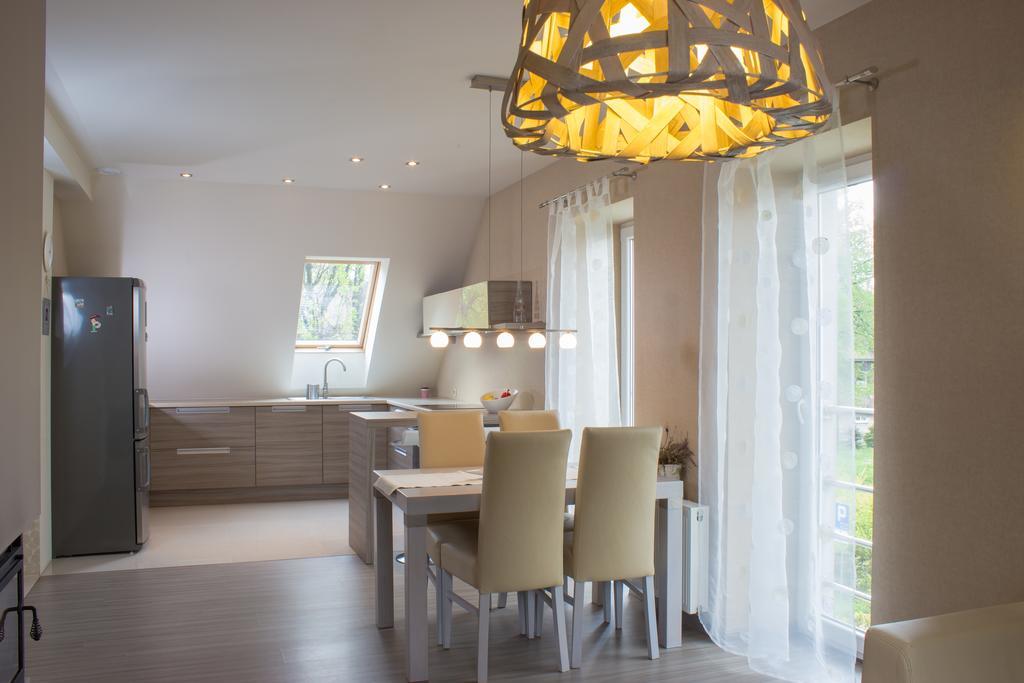 Modern Apartment Auschwitz Kamer foto